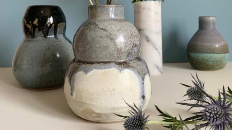 Керамічні вази студії Soegaard в приглушених тонах