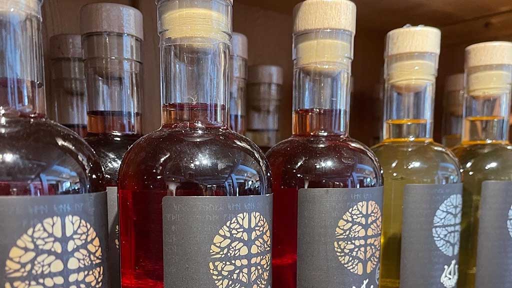 You can find the Viking drink mead on the shelves at Disaheim