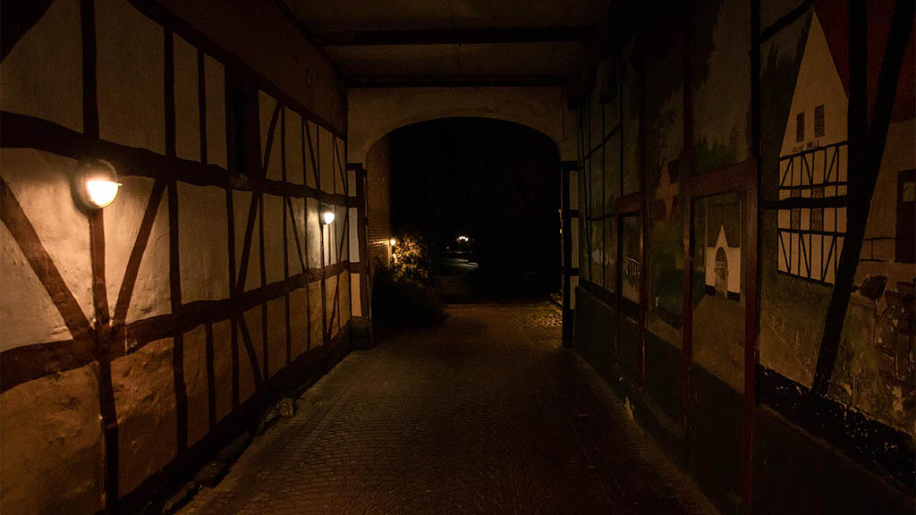 Nacht in der Hotelpassage in der Adelgade