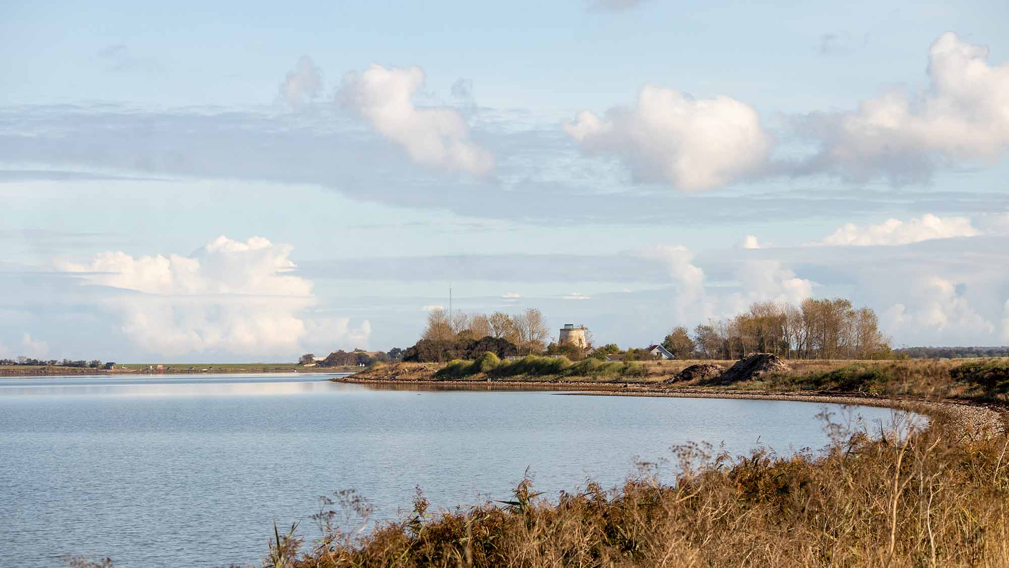 The bird tower at Gyldensteen Beach
