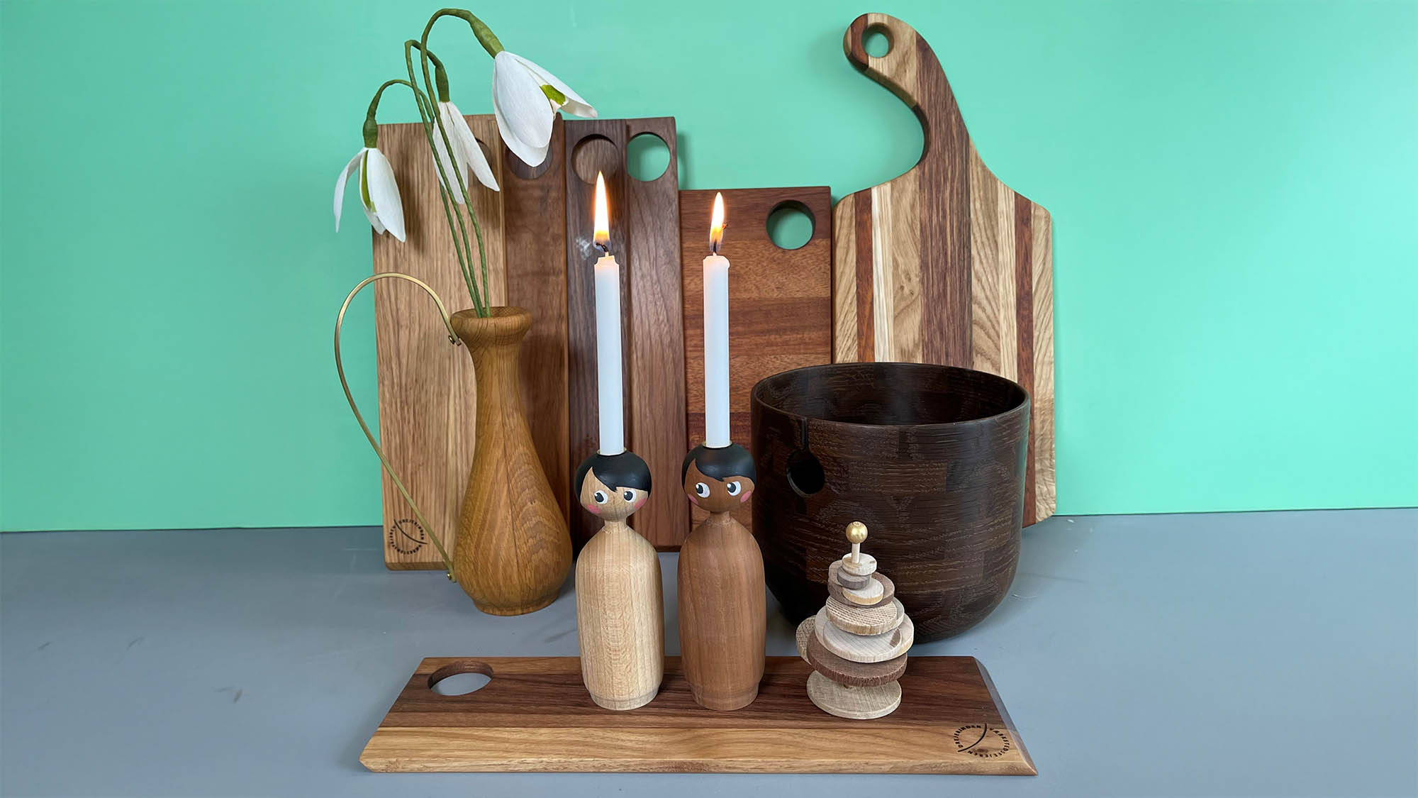 Tapas boards and wooden figures at Drejerinden and Værkstedsfejeren