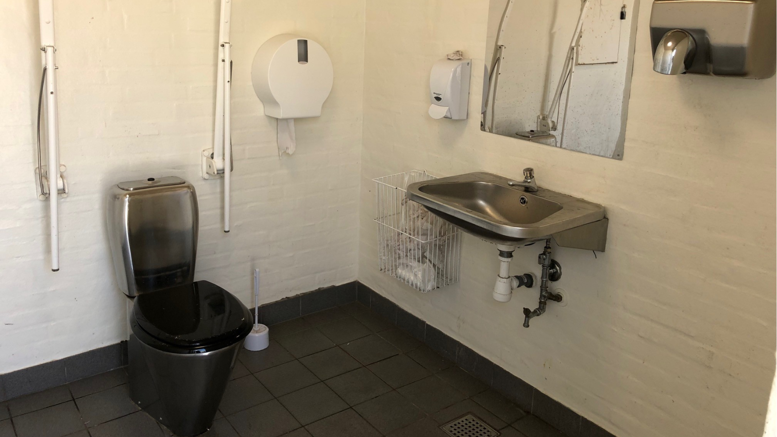 Off. toilet Torvet i Otterup