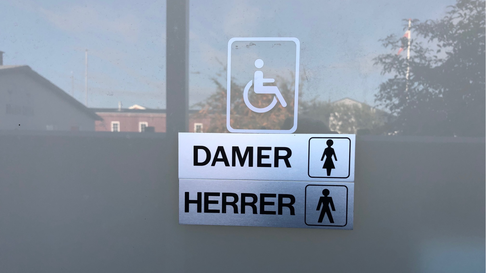 Public toilet by Vestre Mole in Bogense