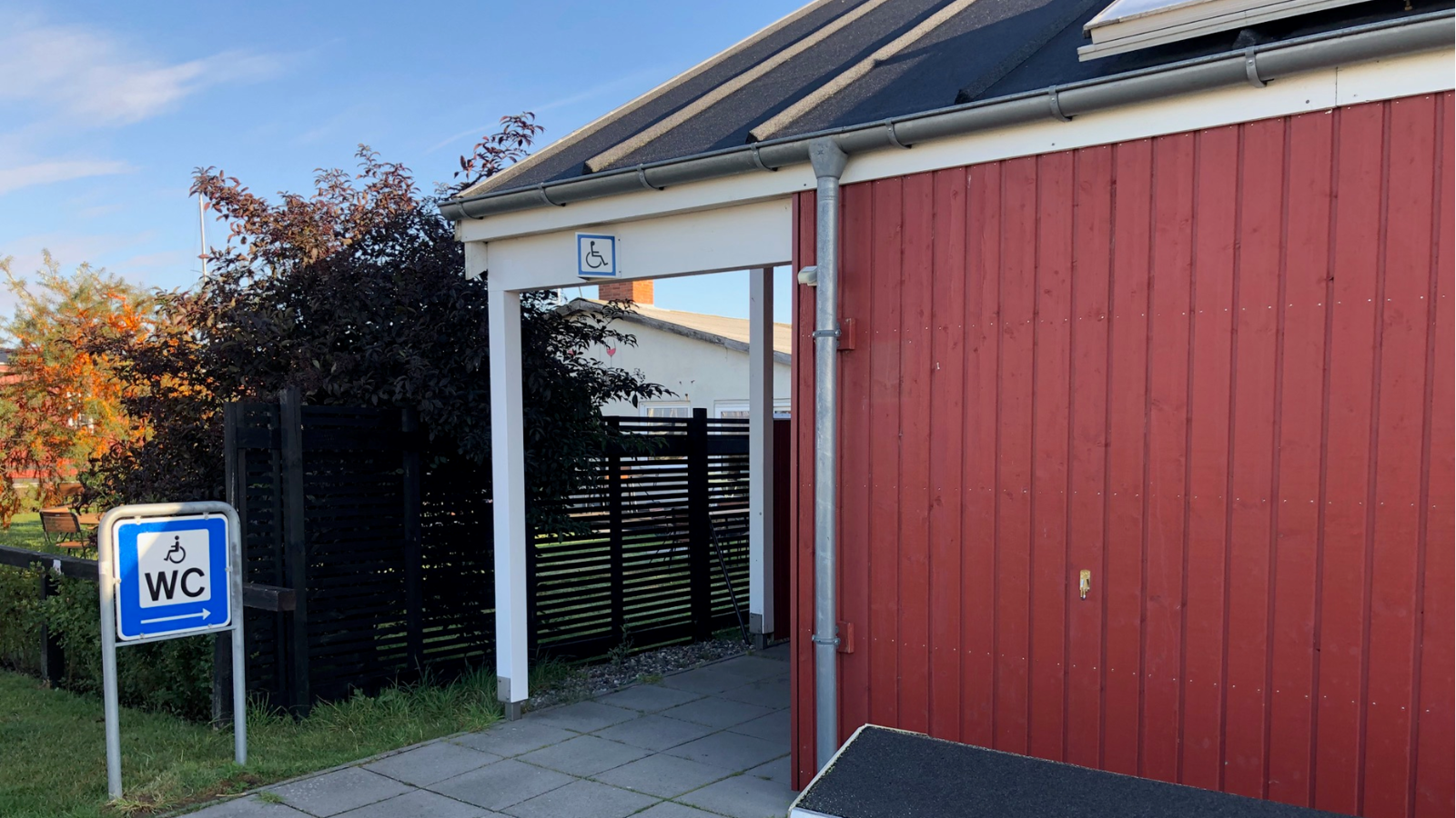 Public toilet by Vestre Mole in Bogense