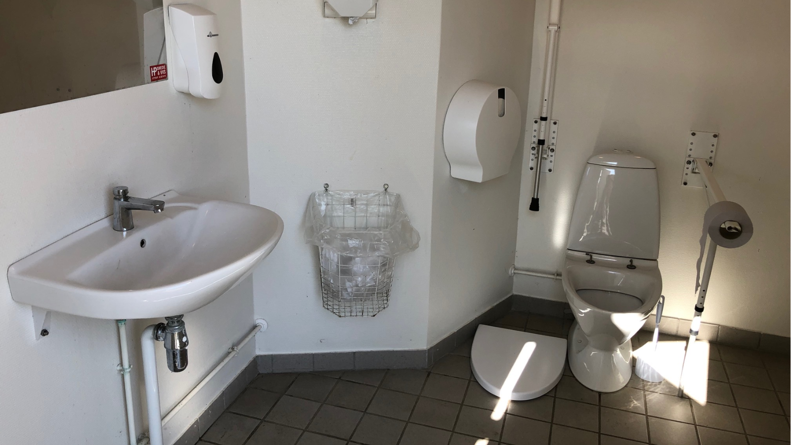 Öffentliche Toilette bei Hofmansgave Strand Hasmark