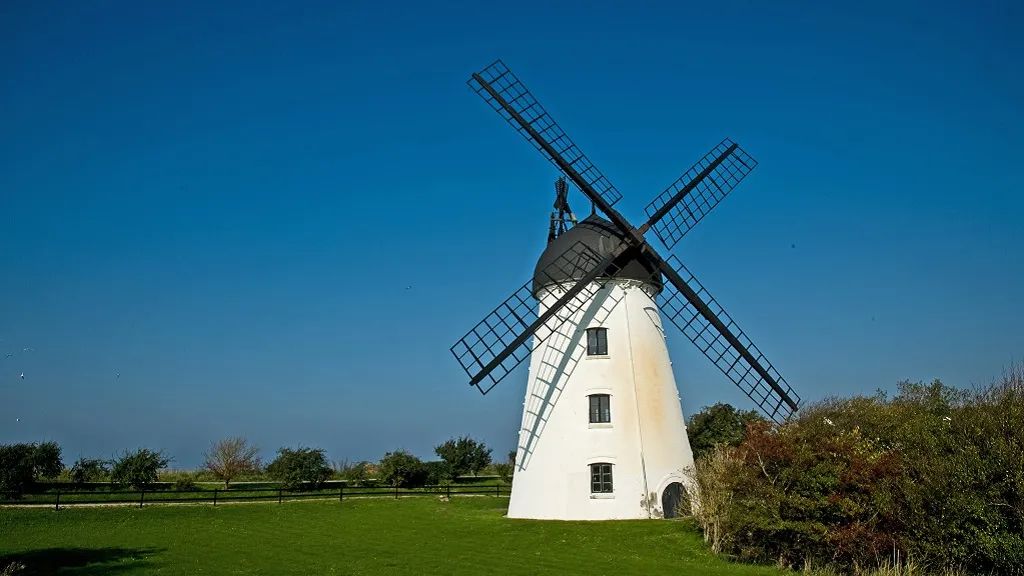 Stegø Mill with wings and wind rose