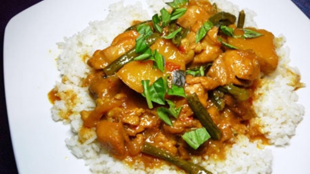 Pizza Al Capone and Curry 