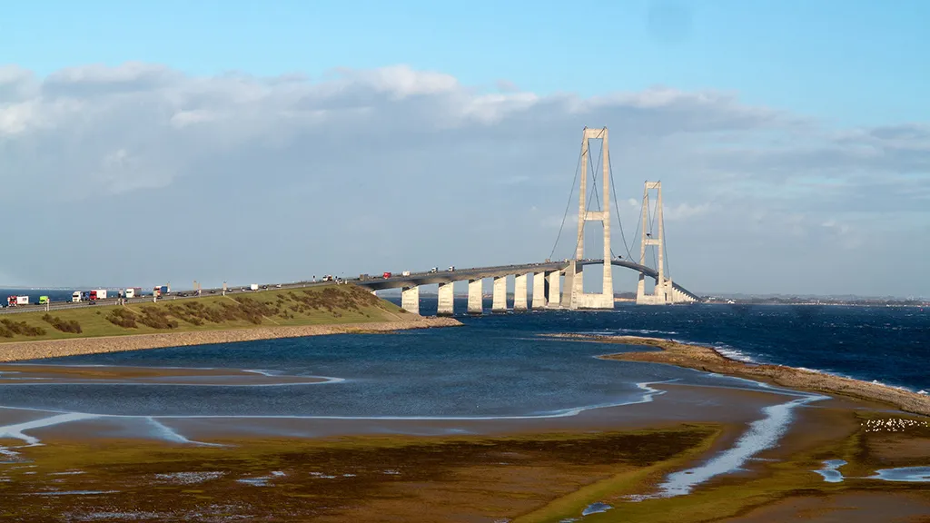 Storebæltsbroen, der forbinder Fyn og Sjælland
