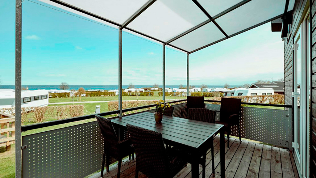 Grønnehave Strand Camping - udsigt fra en campinghytte