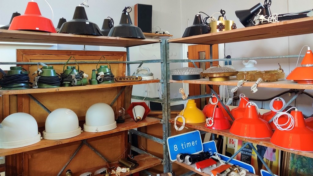 Husfryd antik, retro og design butik