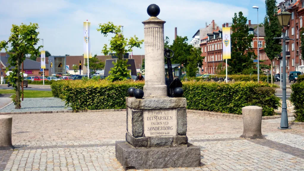 Bredals Monument Vesterhavn Adelgade