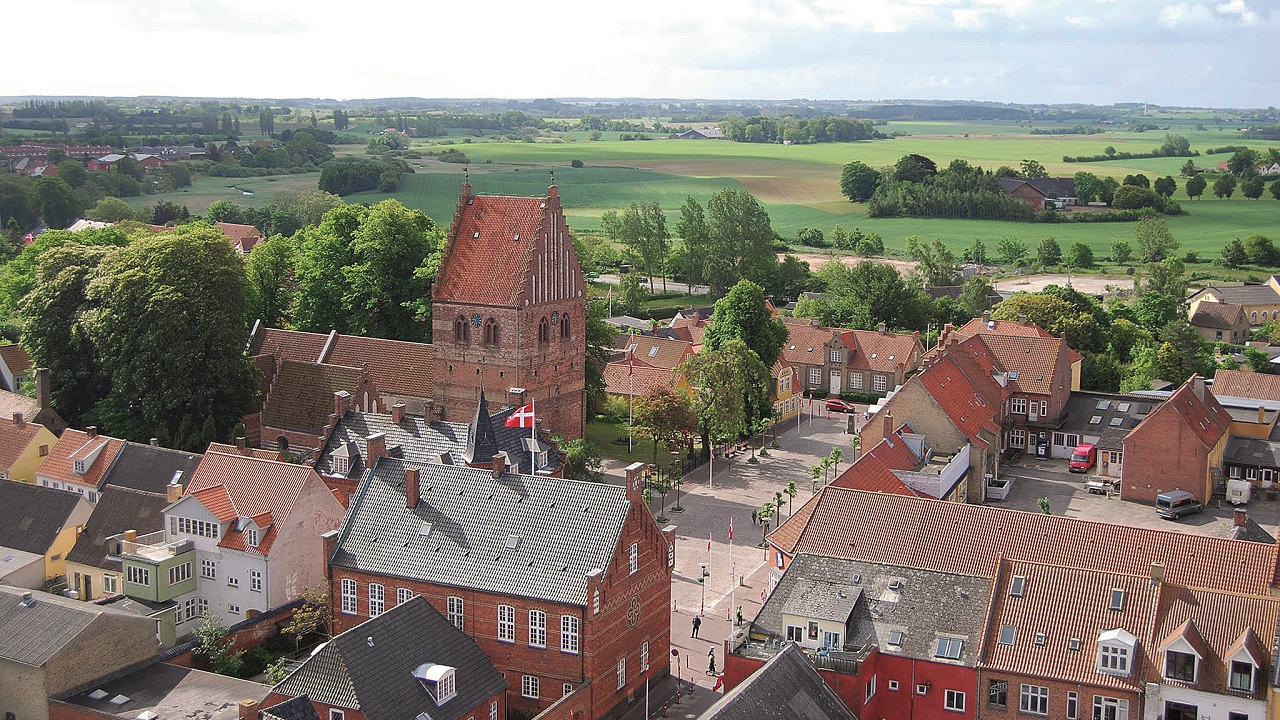 Cycle route: National Cycle Route 9 - 64 km