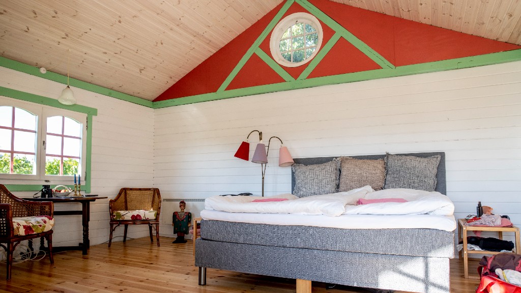 Cabin at Hideaway Winery