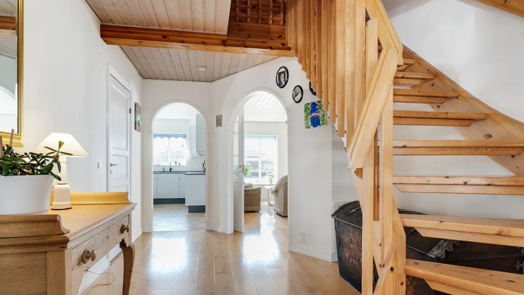 Johnnys B&B entrance