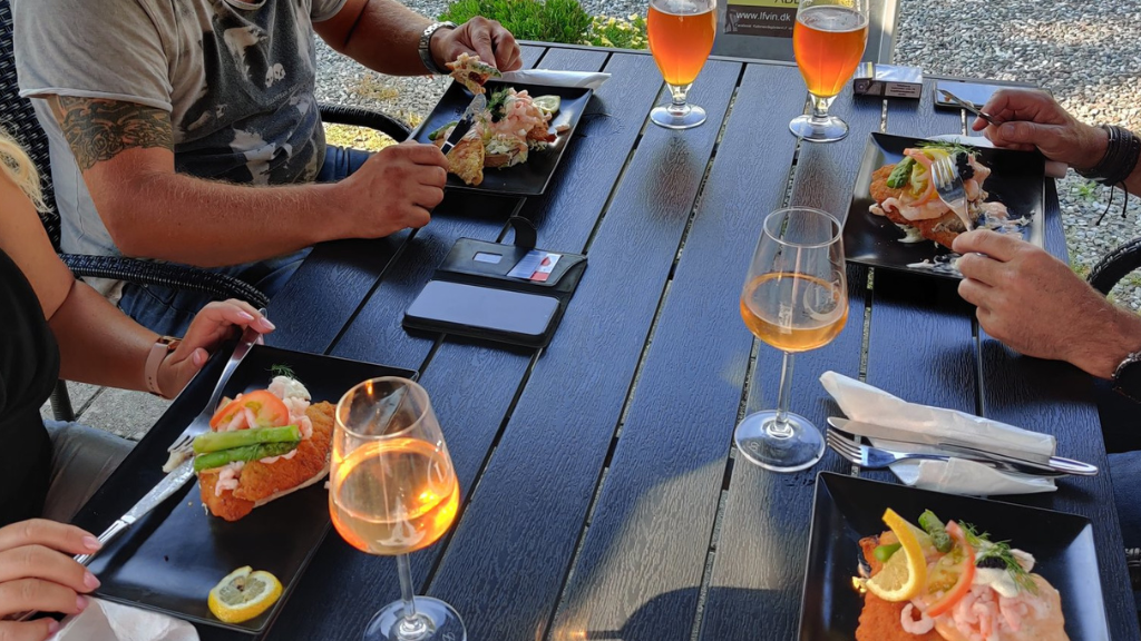 Lunch at the terrasse