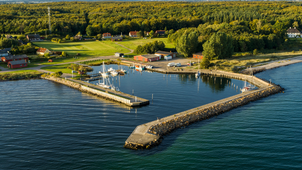 Hesnaes harbor