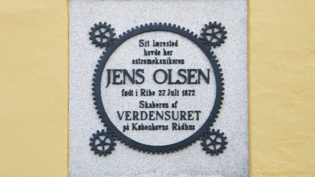 Memorial board for Jens Olsen, creator of the World Clock