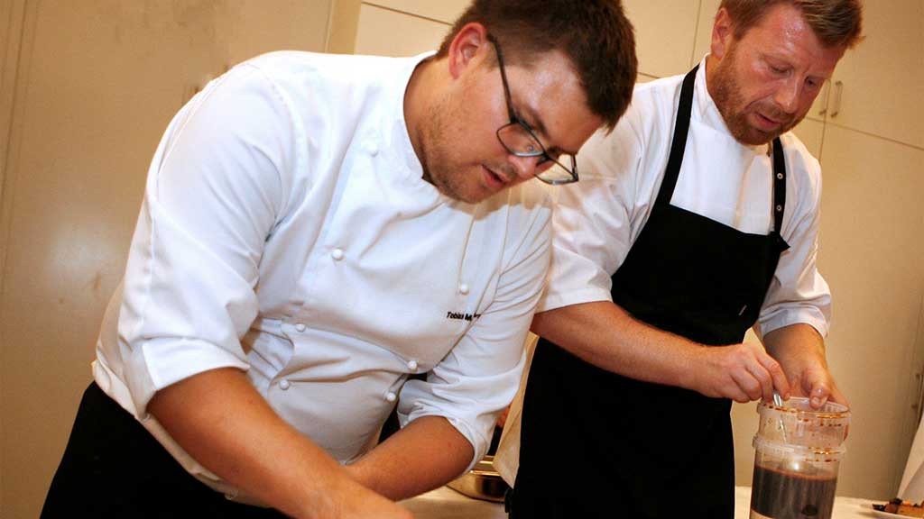 Two chefs work at Brorsonsminde
