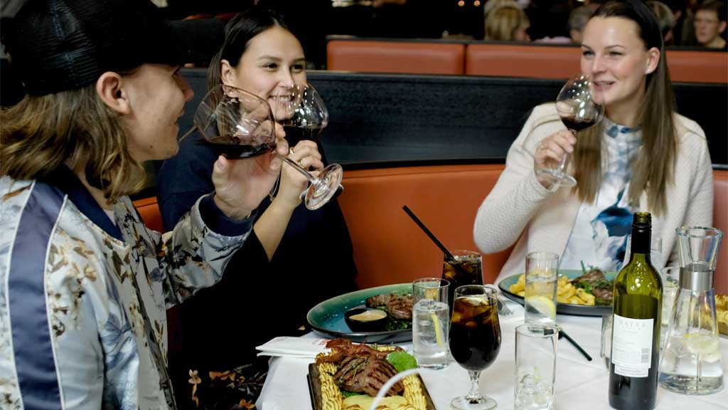 Cozy time and dining | BROEN