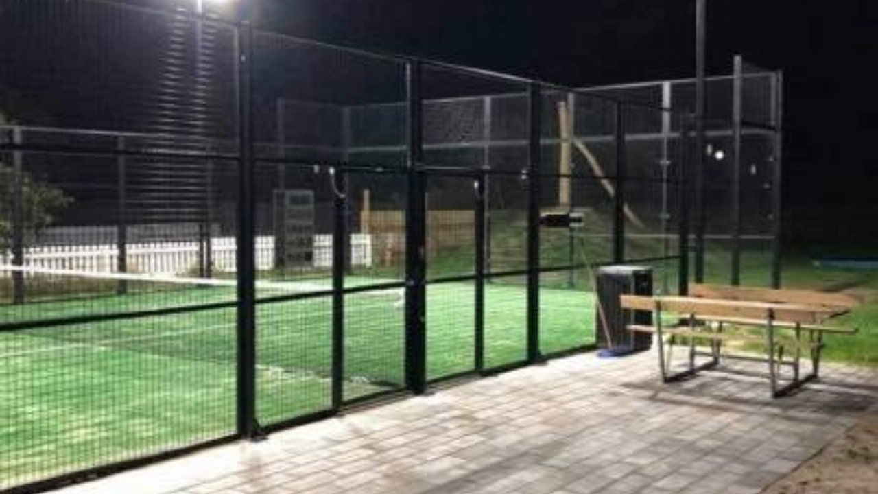 Padel på Fanø - spil hos Rødgaard Camping