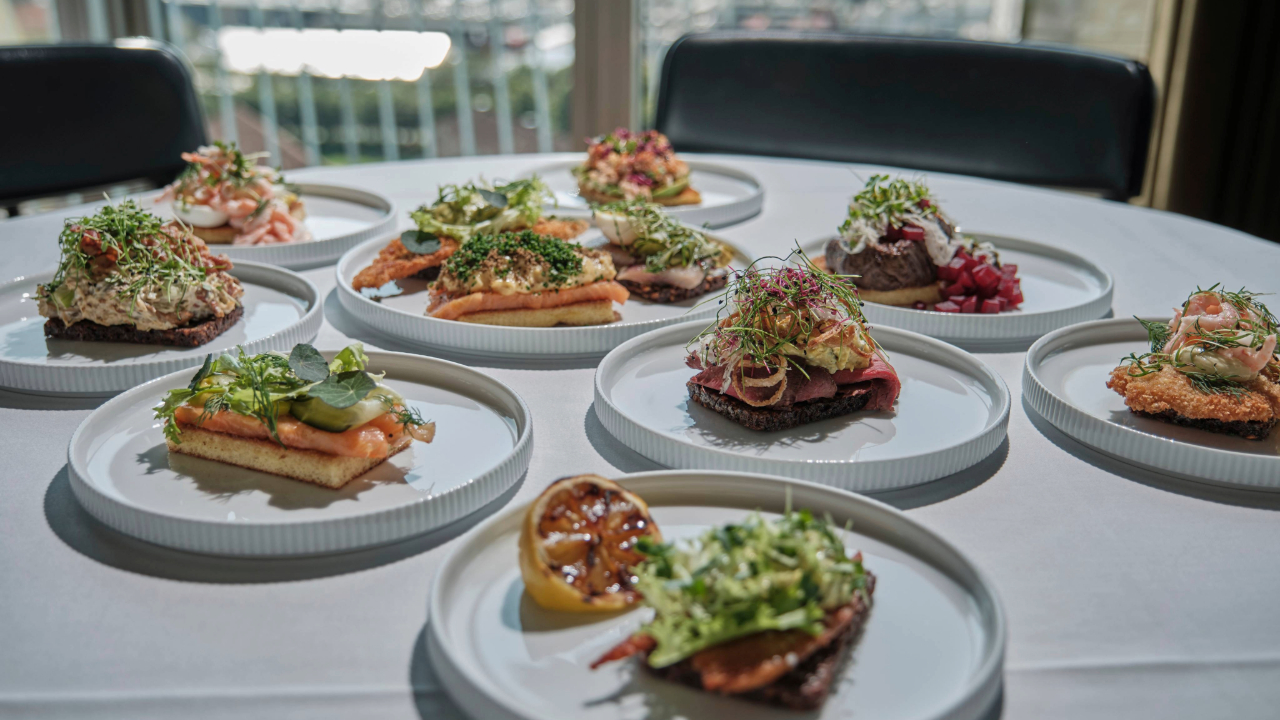 Restaurant Plates Esbjerg
