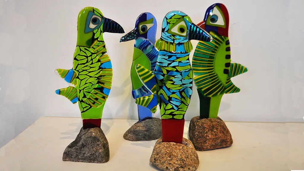 Birds made of glass at Ribe Glass & Gallery