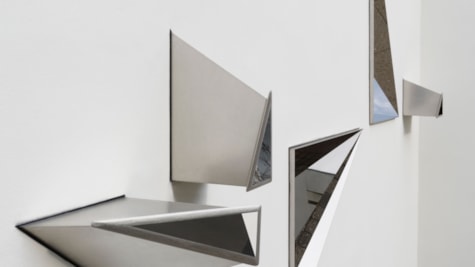 Olafur Eliasson, The curious museum wall (udsnit)