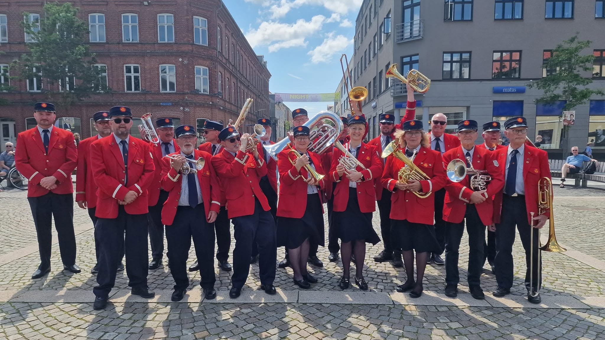 Musikkorps i rødt