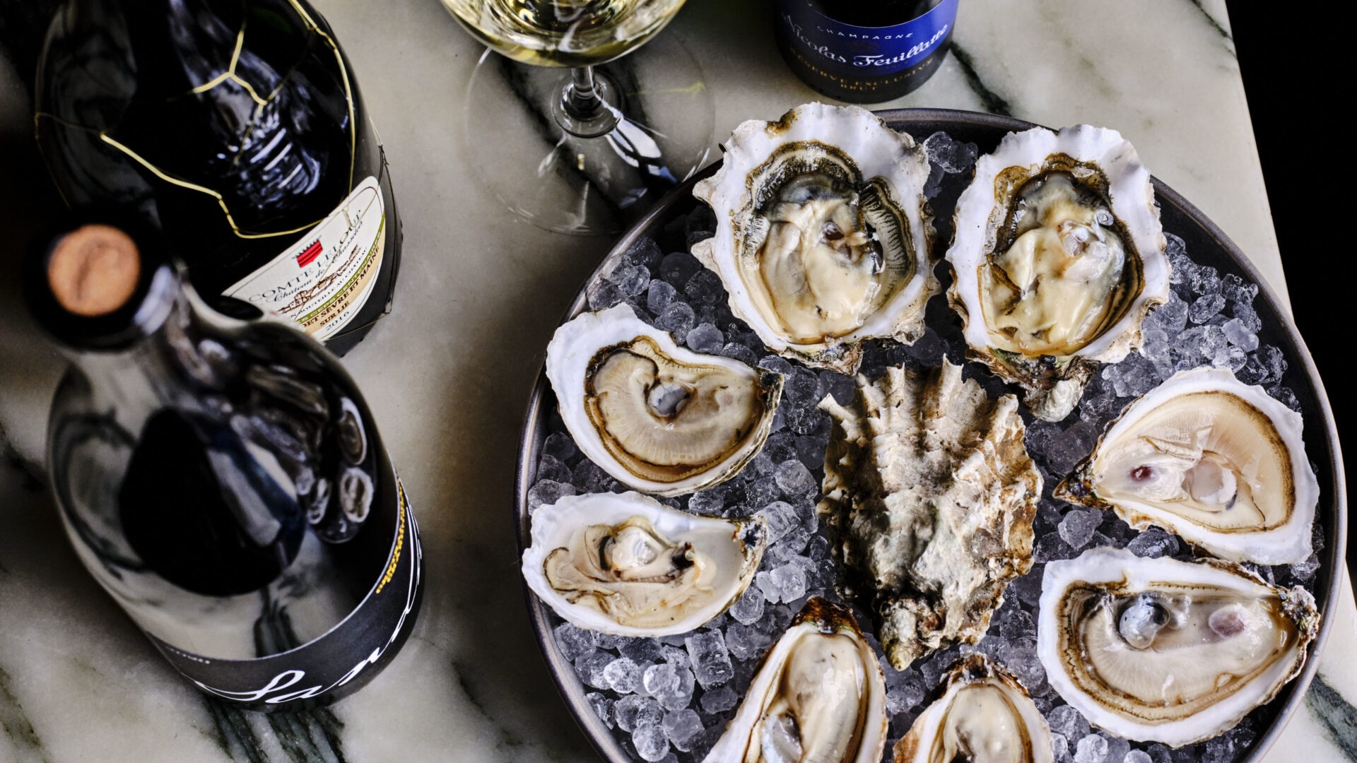 Østers og vin