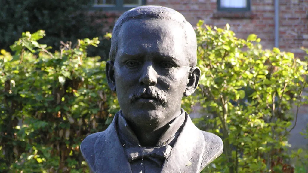Bust by Jacob A. Riis