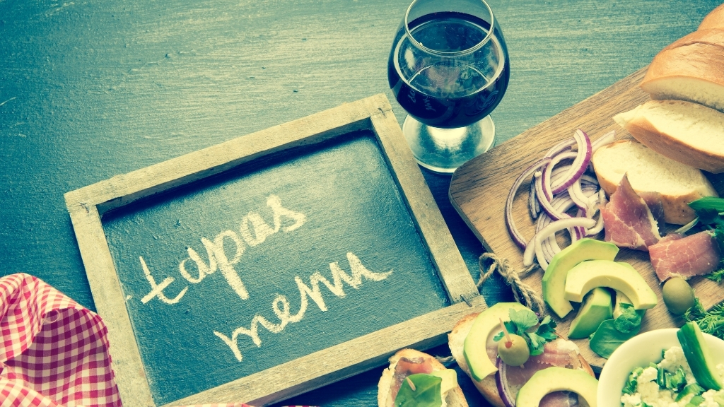 Rundvisning, Cocktails & Tapas hos Stauning Whisky og Lowlands