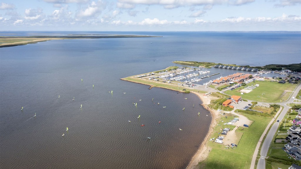 Luftfoto af Bork Havn