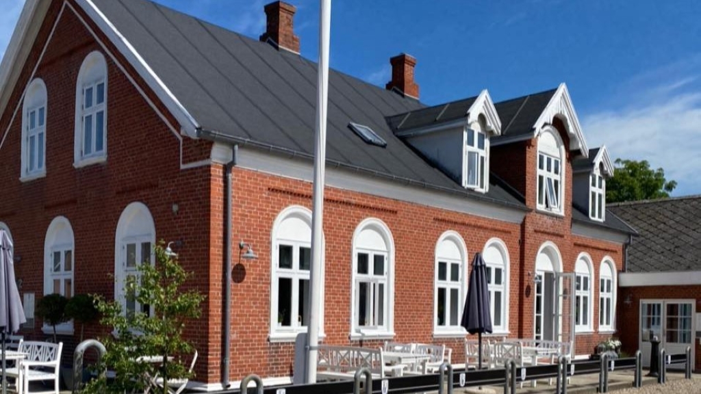 Henne Stationskro