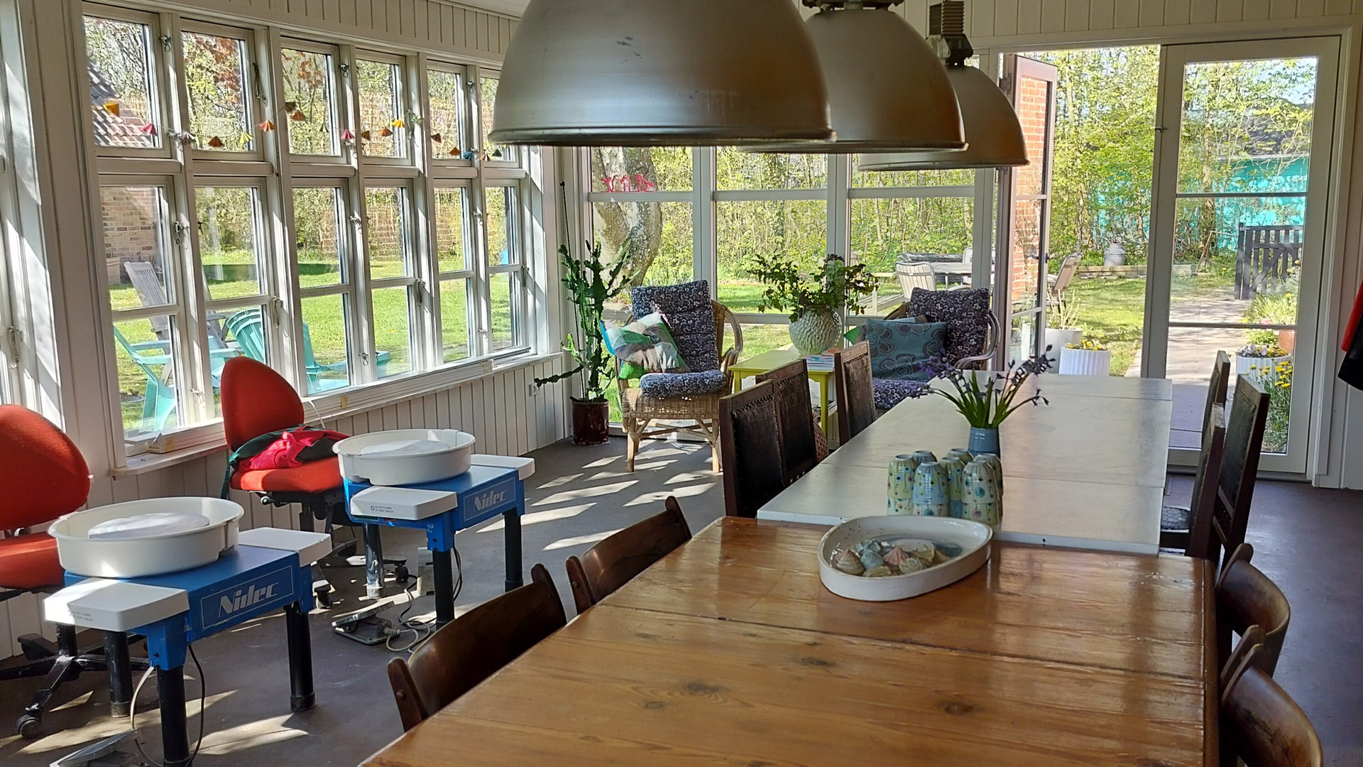 Bright and cosy ceramics café