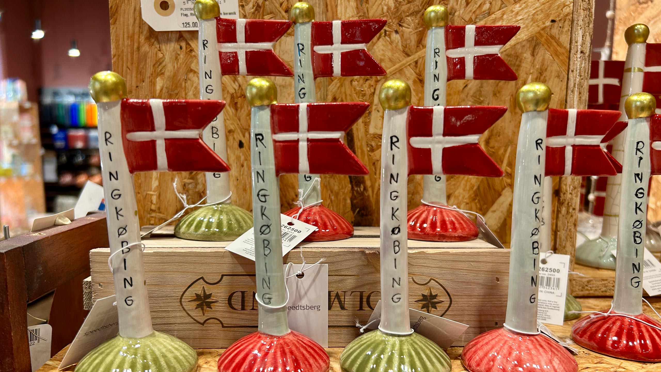 Keramikflag med Ringkøbing-motiv