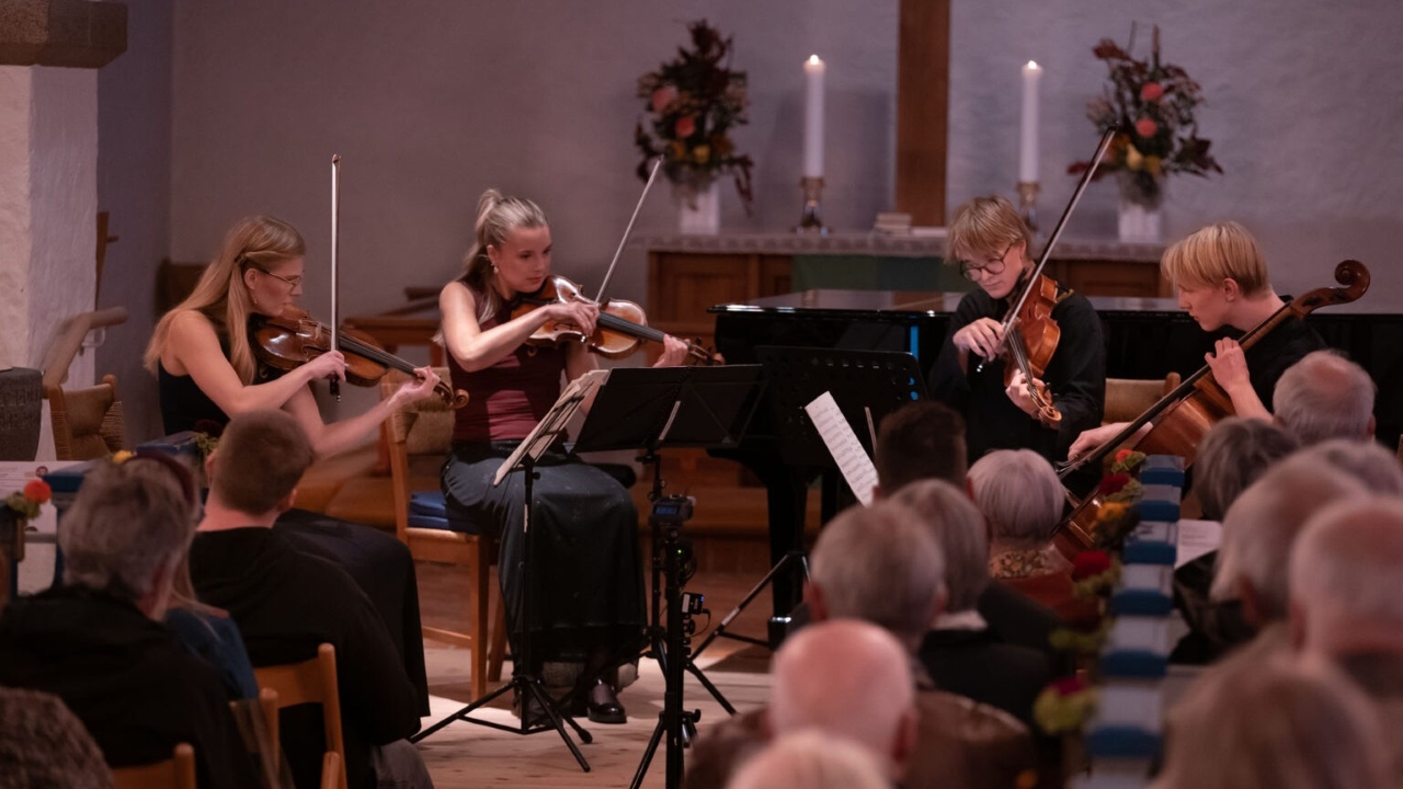 Streichquartett spielt ein Konzert bei der Hvide Sande Masterclass