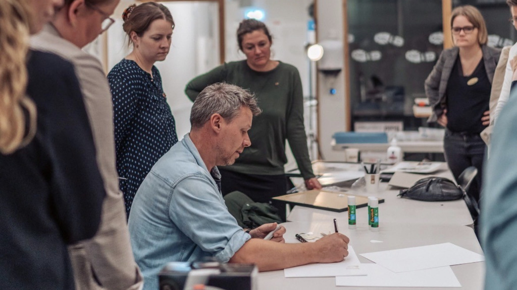Collage Workshop i Kunstneriet