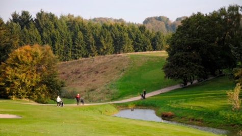 Himmelbjerg Golf Club - golfbane / sti / sø