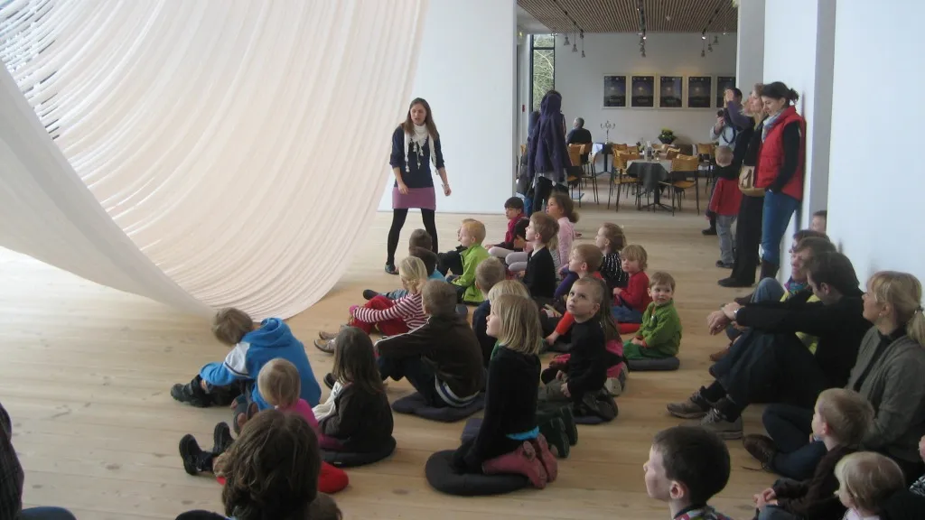 Kunstcentret Silkeborg Bad - kunstlokale + børn