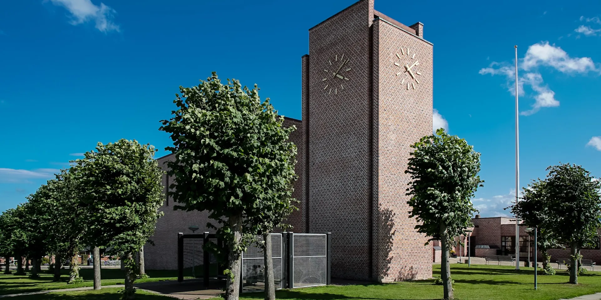 Abildgaard Kirke Frederikshavn_.DSC03516 16_9