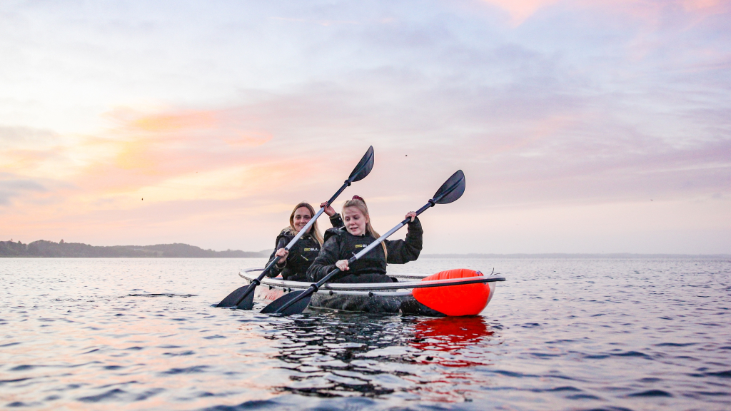 Sunset trips in GLASS KAYAK®