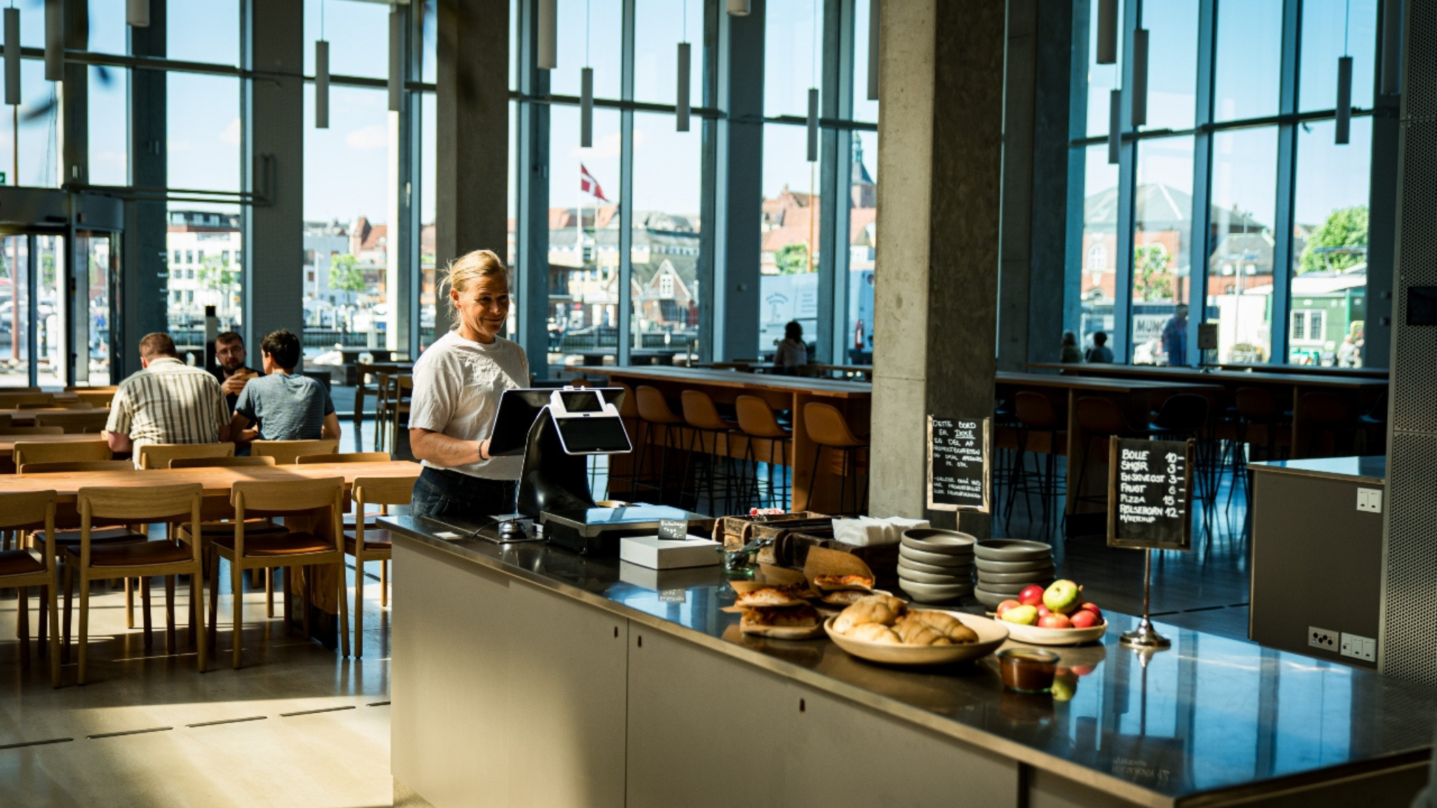 Cafe på svendborg havn