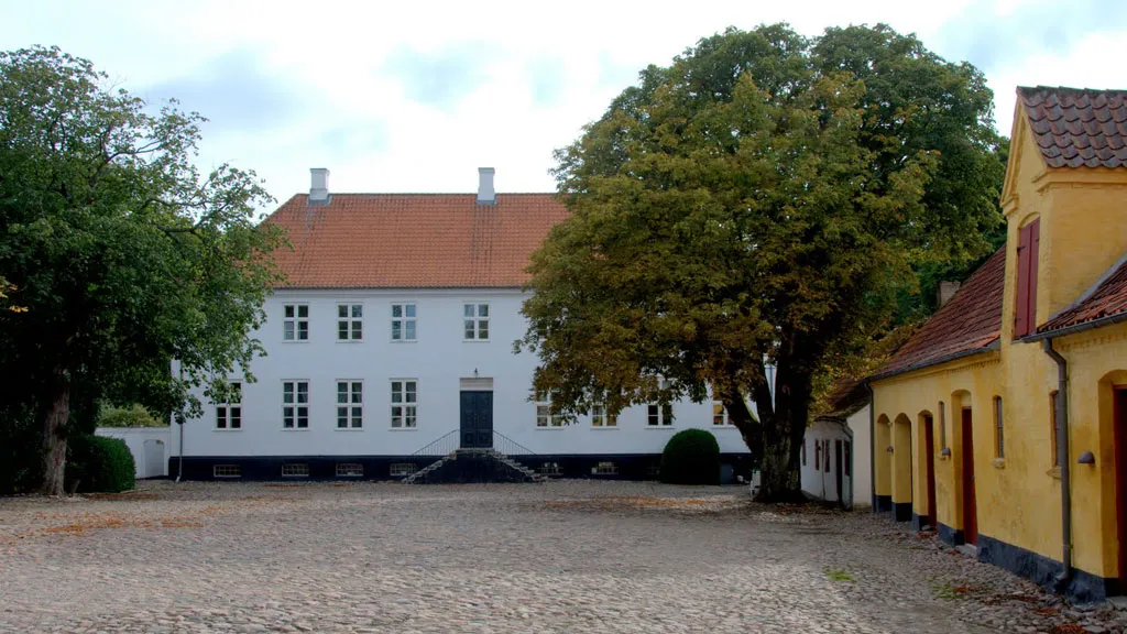 Vejstrup gård
