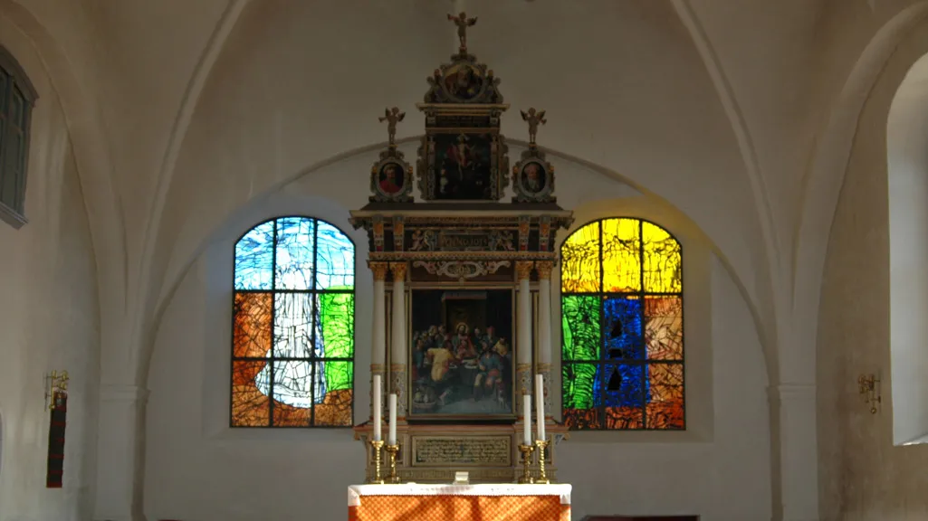 Glasmosaikker i Skt. Marie Kirke
