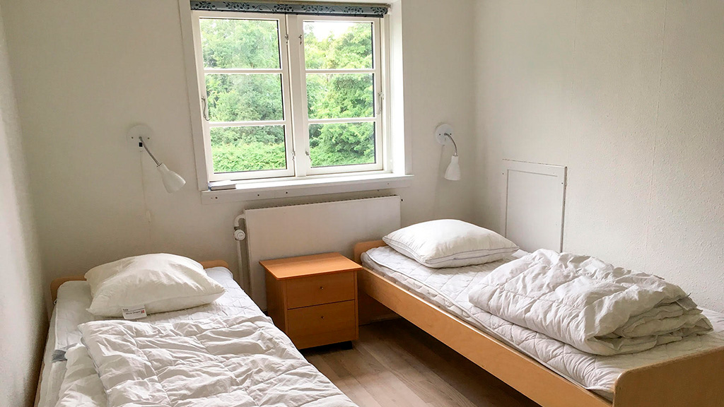 Sundeved Centret room with twin beds