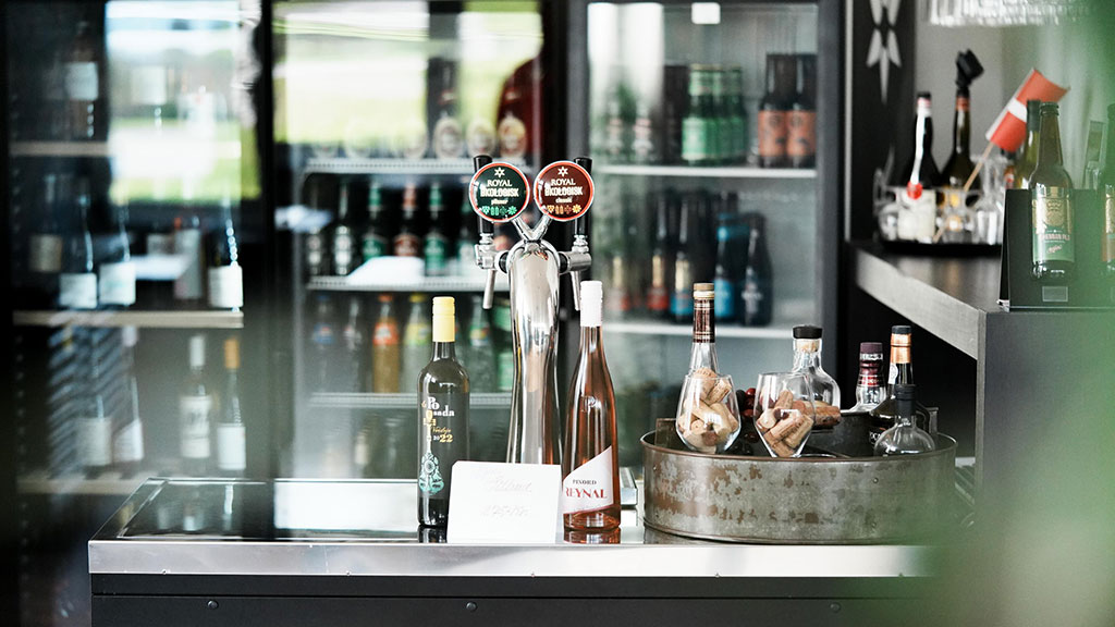 Die Bar im Hotel Nørherredhus in Nordborg auf der Insel Als