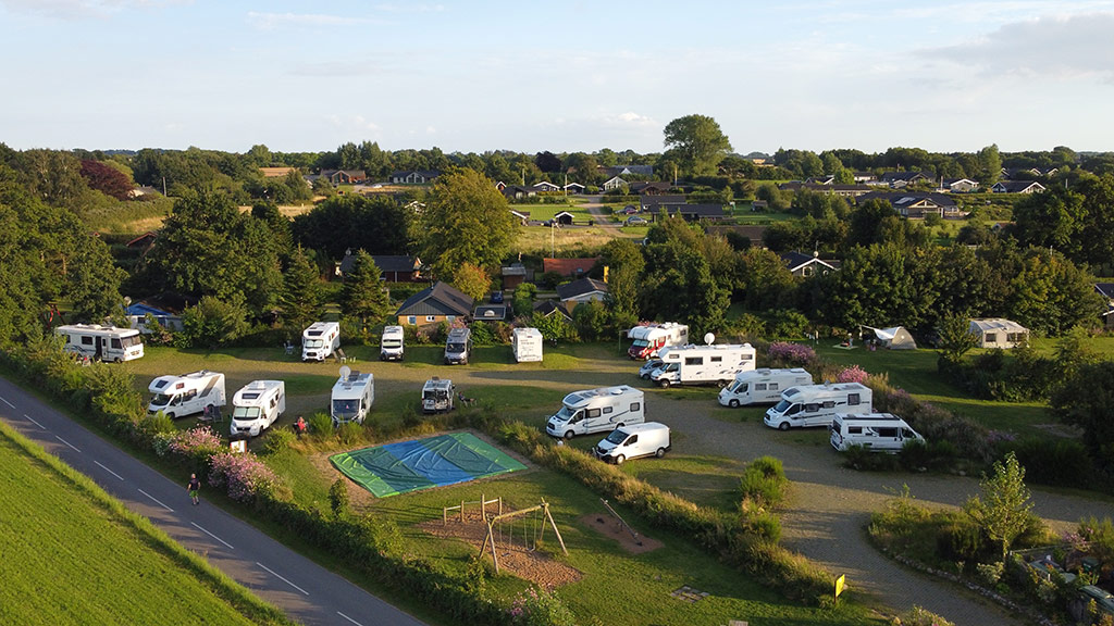 Drone photo 1 of Autocamperplads Als