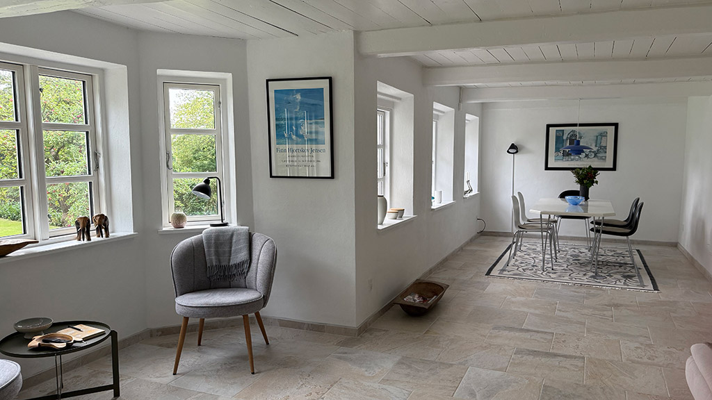 Holiday apartment Kragesand at Gendarmstien - living room