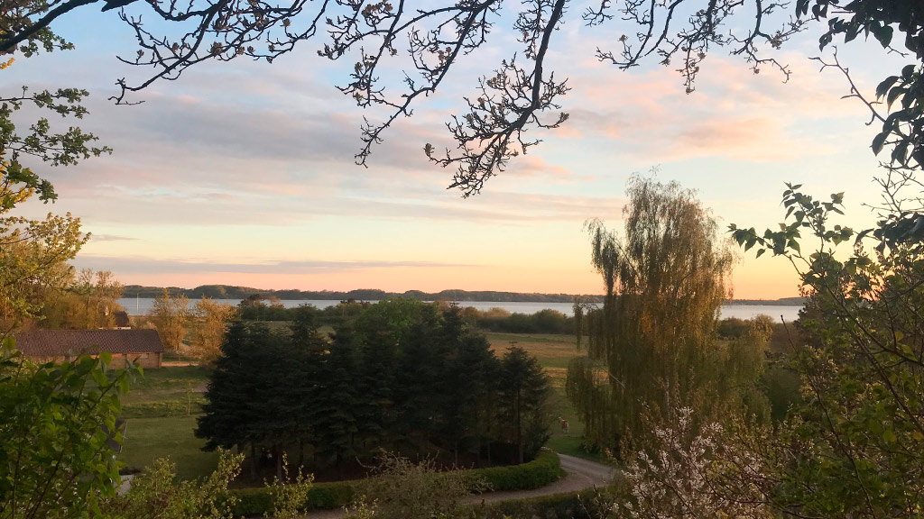 Holiday apartment Kragesand at Gendarmstien – the view from the first floor