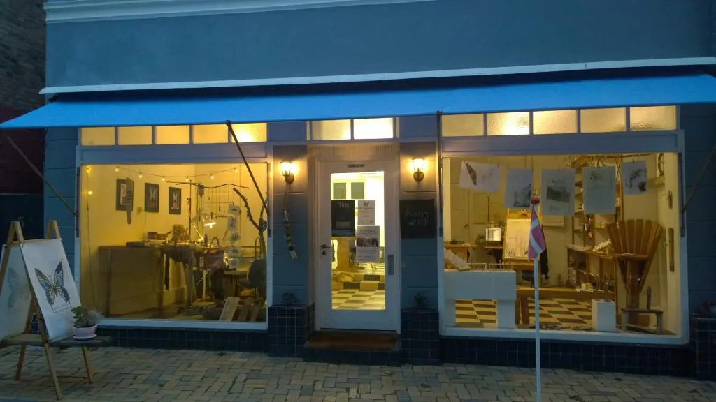 Sommerfuglen - Unika smykker af Sabine Majus